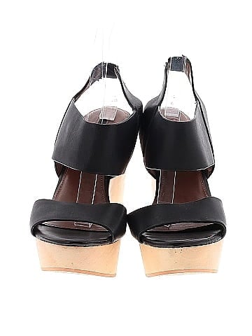 Matiko Wedges (view 2)