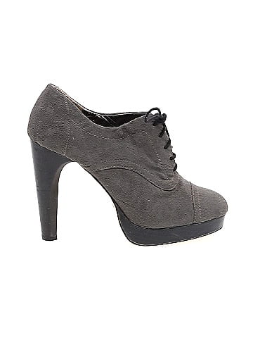 Newport News Heels (view 1)