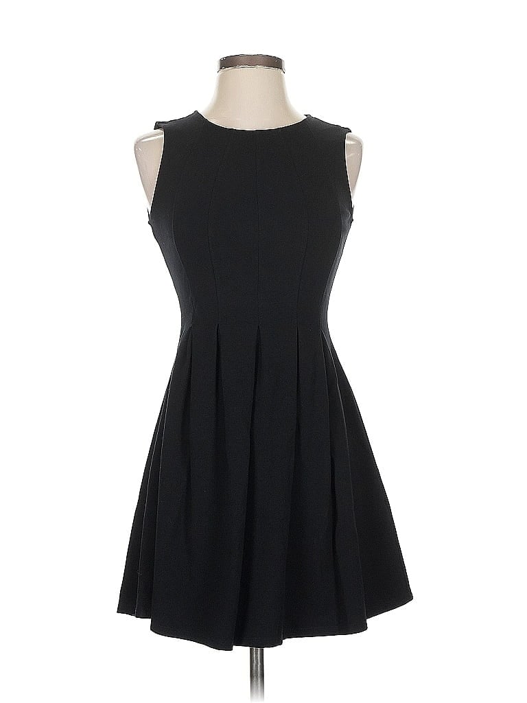 Click to view more detailed imagery on our partner's website Pre-owned Monteau Cocktail Dress In Black
