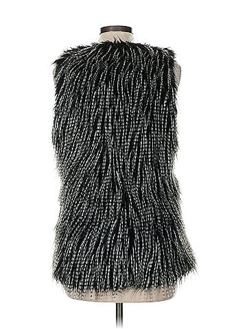 Jolt Faux Fur Vest (view 2)