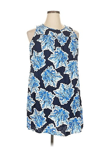 Crown & Ivy Casual Dress (view 1)