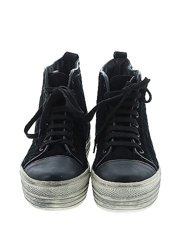 Newport Sneakers (view 2)
