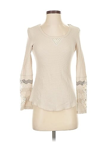 Judith March 3/4 Sleeve T-Shirt (view 1)