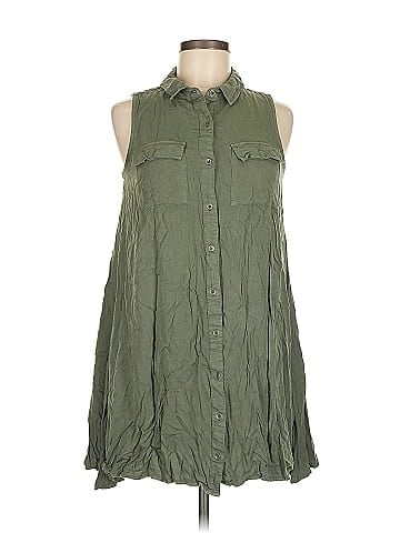 Mudd Casual Dress (view 1)