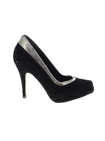 Shoedazzle Heels (view 1)