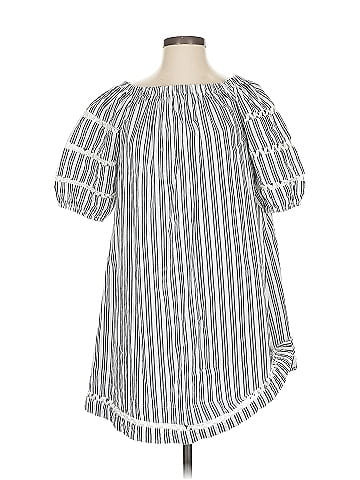Crown & Ivy Casual Dress (view 1)