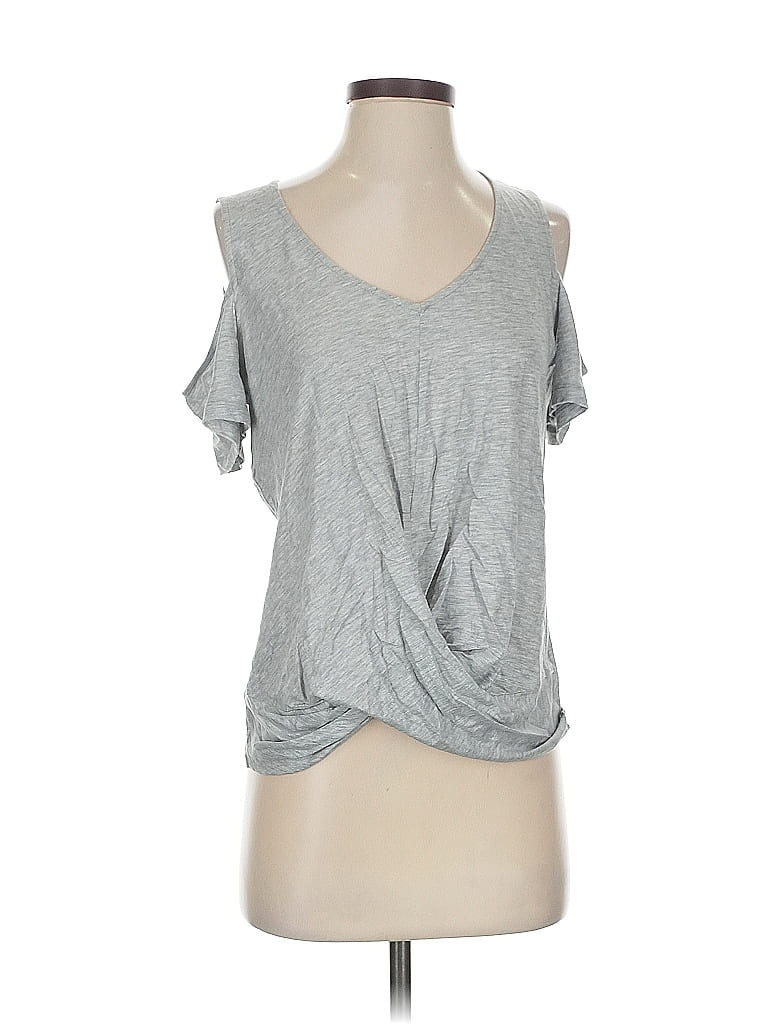 Click to view more detailed imagery on our partner's website Pre-owned Michael Michael Kors Short Sleeve Top Gray Cold Shoulder Neckline Tops