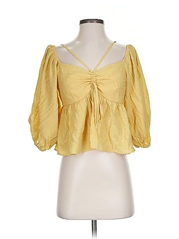 Nikki's Beach House Boutique 3/4 Sleeve Blouse (view 1)