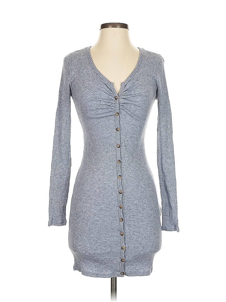 Click to view more detailed imagery on our partner's website Pre-owned Forever 21 Casual Dress In Gray