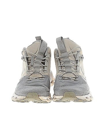 On Cloud Sneakers (view 2)