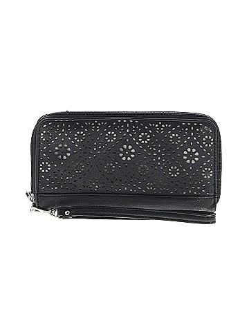 Unbranded Wristlet (view 1)