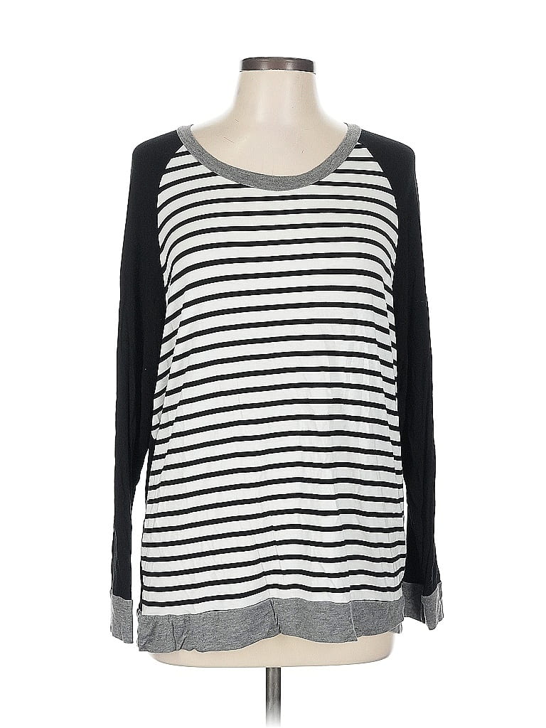 Pre-owned Kim & Cami Long Sleeve T-shirt In Black