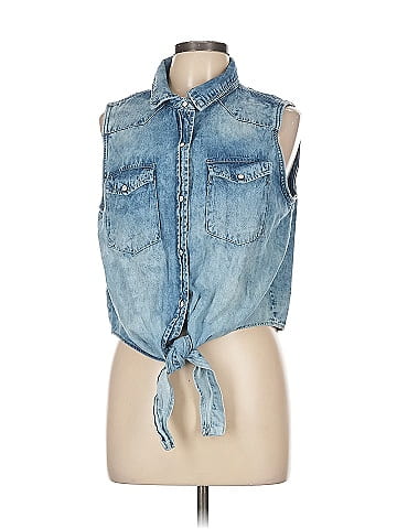 Velvet Heart Sleeveless Button-Down Shirt (view 1)