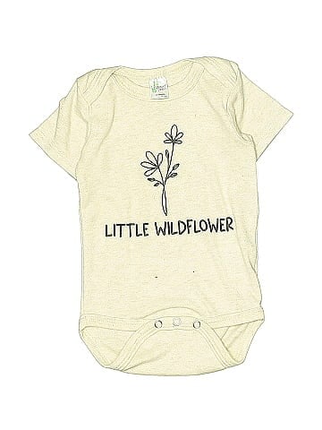 Laughing Giraffe Short Sleeve Onesie (view 1)