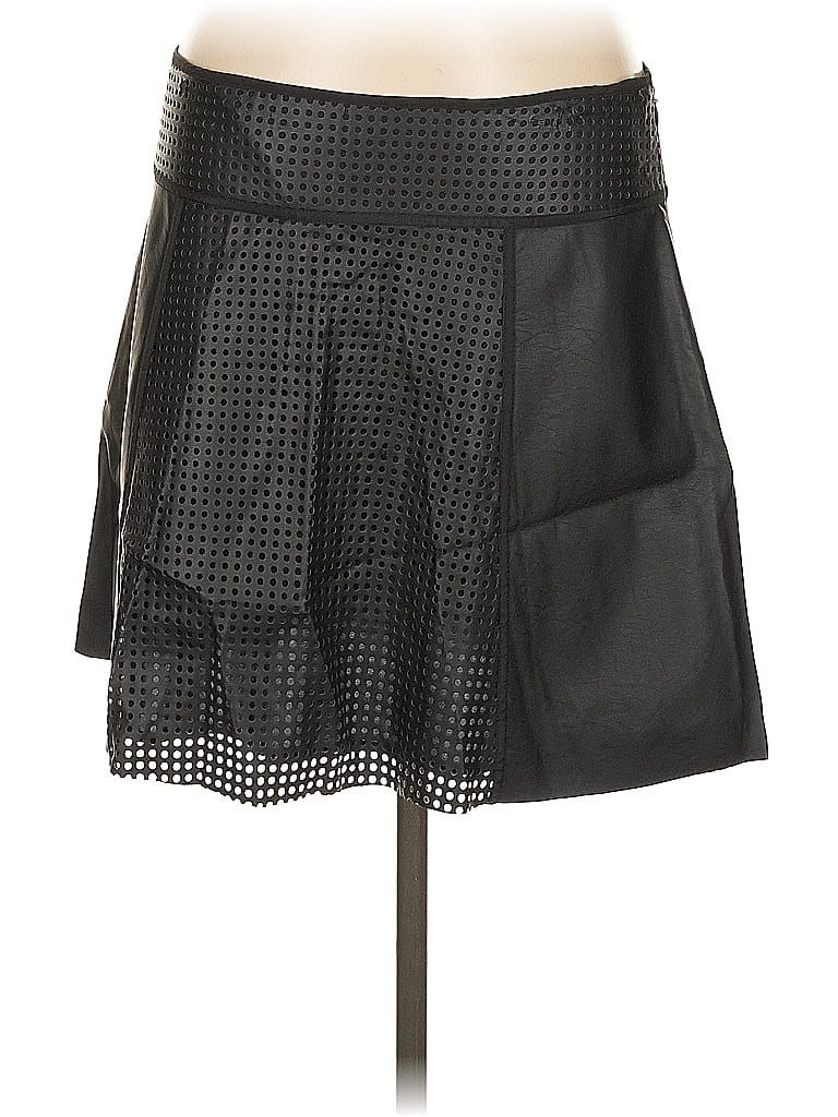 Click to view more detailed imagery on our partner's website Pre-owned Club Monaco Casual Skirt In Black