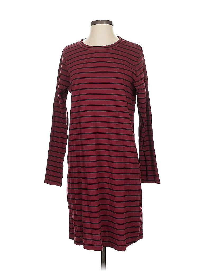 Click to view more detailed imagery on our partner's website Pre-owned Current Elliott Casual Dress In Burgundy