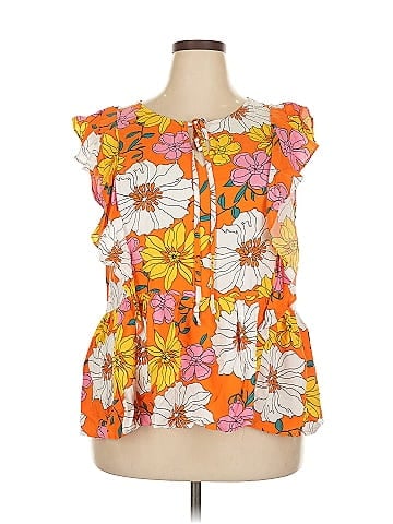 Emily Wonder Sleeveless Blouse (view 1)