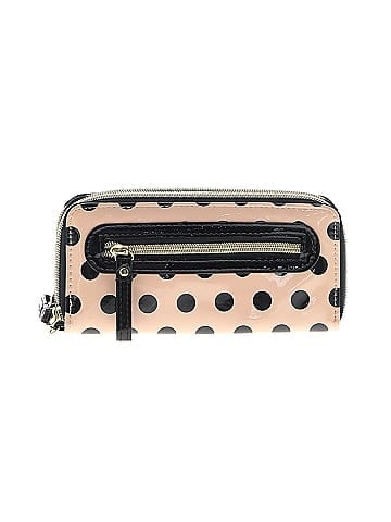 Unbranded Wristlet (view 2)