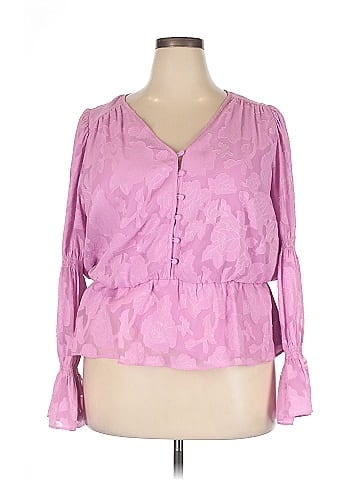 Elizabeth and James 3/4 Sleeve Blouse (view 1)