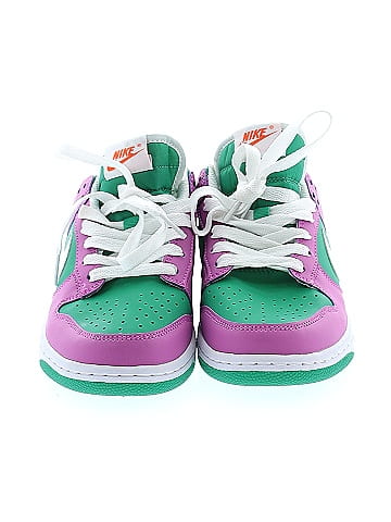 Nike Sneakers (view 2)