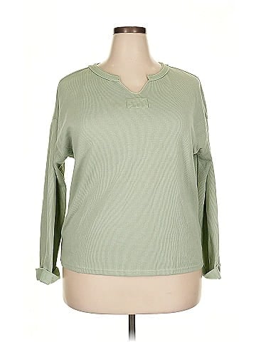 Merokeety 3/4 Sleeve T-Shirt (view 1)