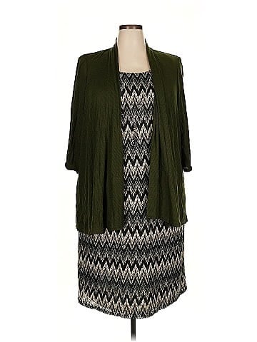 R&M Richards Casual Dress (view 1)