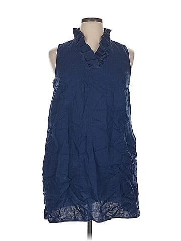 Crown & Ivy Casual Dress (view 1)