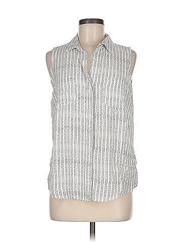 Velvet Heart Sleeveless Button-Down Shirt (view 1)