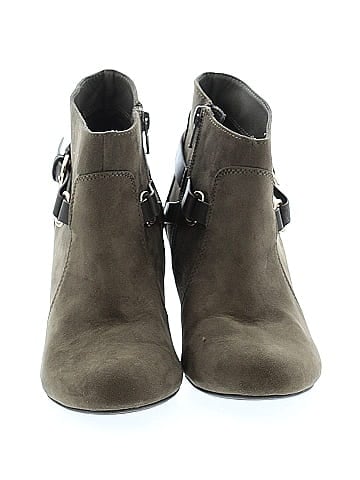 REPORT Wedges (view 2)