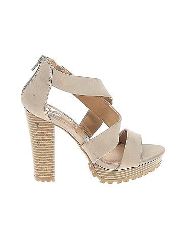 REPORT Heels (view 1)