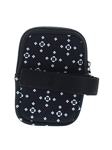 Unbranded Wristlet (view 2)