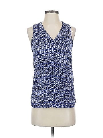 Kenar Sleeveless Blouse (view 1)