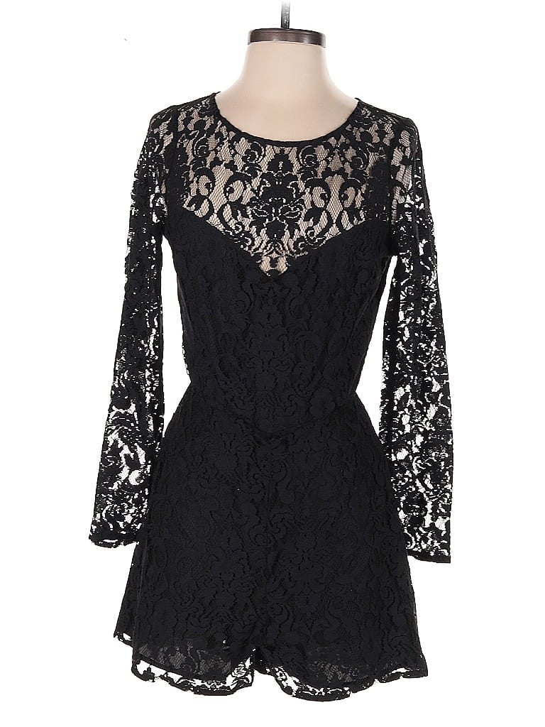 Pre-owned Bb Dakota Romper In Black