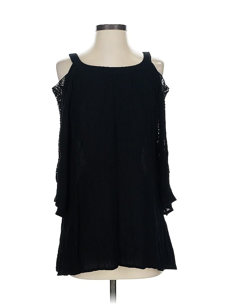 Pre-owned Zenergy By Chico's Sleeveless Blouse In Black