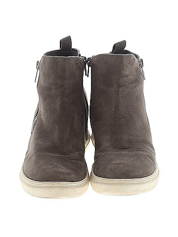Madden Girl Ankle Boots (view 2)