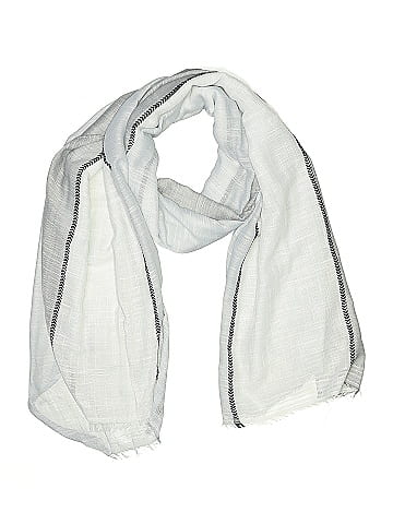 Isa & Stef Scarf (view 1)