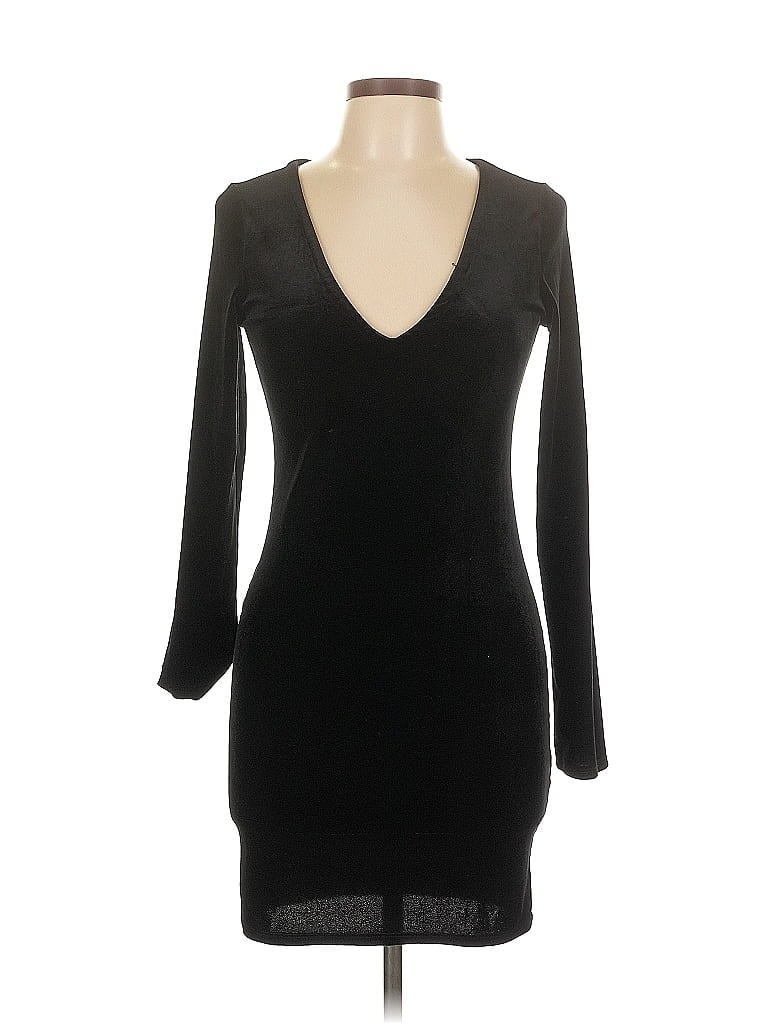 Click to view more detailed imagery on our partner's website Pre-owned Forever 21 Cocktail Dress In Black