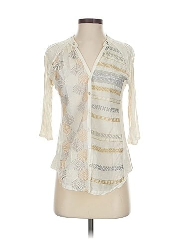 Tiny 3/4 Sleeve Blouse (view 1)