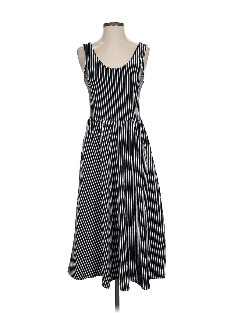 Pre-owned Who What Wear Casual Dress In Gray