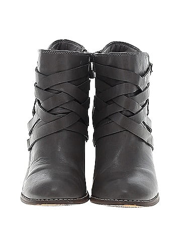 Journee Collection Ankle Boots (view 2)