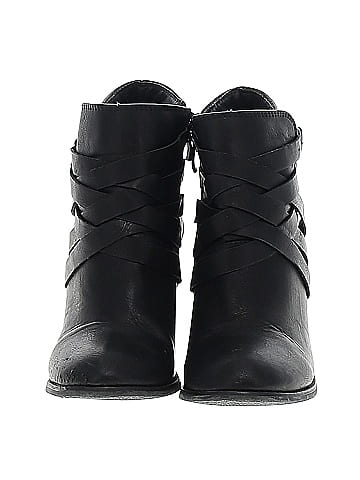 Journee Collection Ankle Boots (view 2)