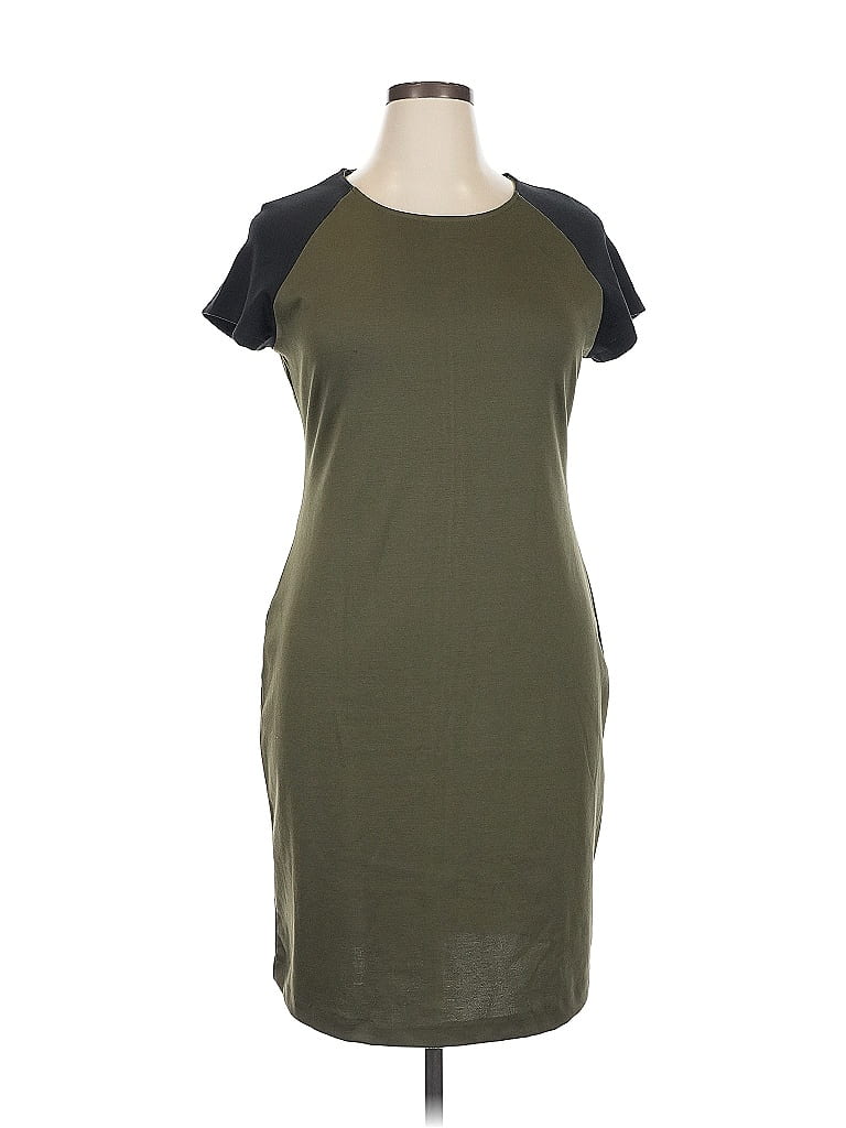 Pre-owned Mossimo Casual Dress In Green