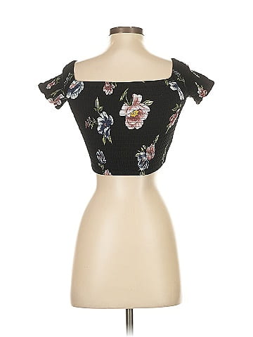 Kendall & Kylie Short Sleeve Blouse (view 2)