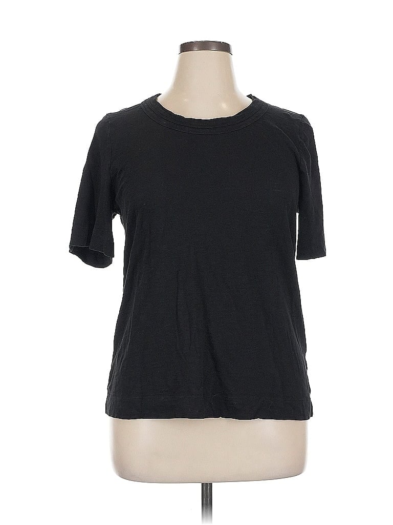 Click to view more detailed imagery on our partner's website Pre-owned Chico's Short Sleeve T-shirt In Black