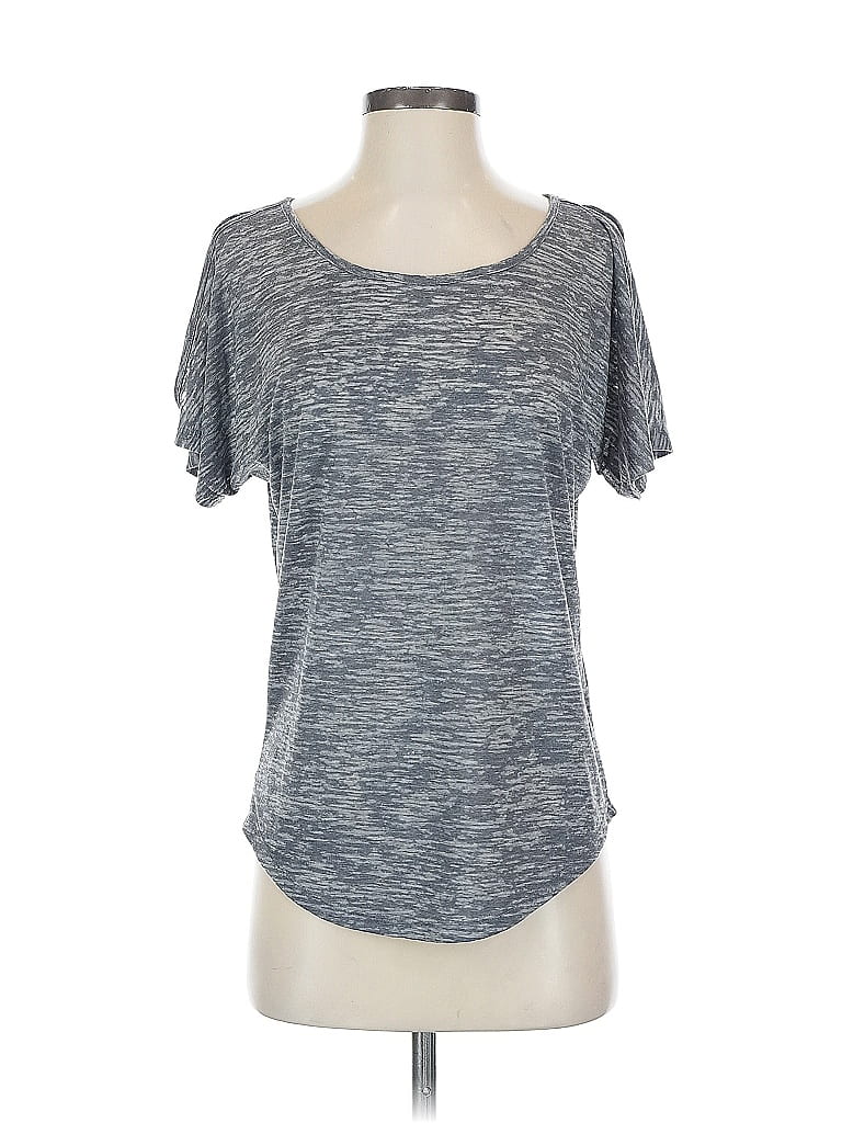 Pre-owned Mudd Active T-shirt In Gray