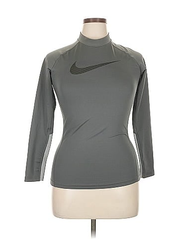 Nike 3/4 Sleeve Top (view 1)