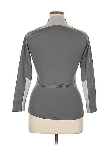 Nike 3/4 Sleeve Top (view 2)