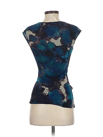 Classiques Entier Sleeveless Silk Top (view 2)