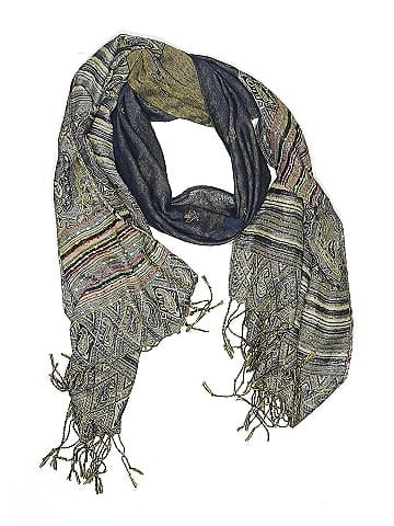 Isa & Stef Scarf (view 1)