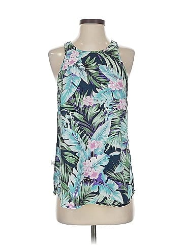 Violet & Claire Sleeveless Top (view 1)